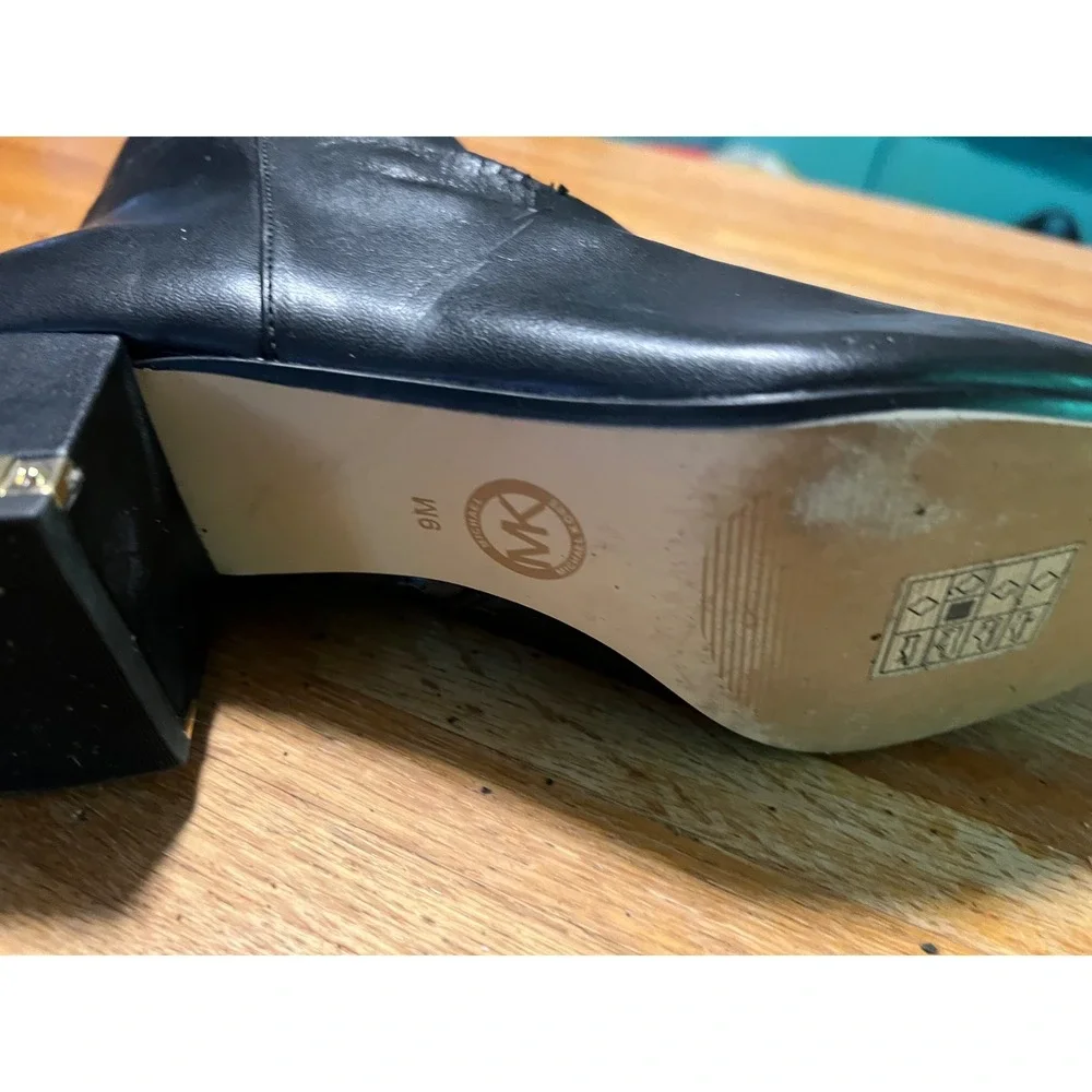 Michael Kors Black Leather Ankle Boots Gold Stud Block Heel Size 9M Side Zip
